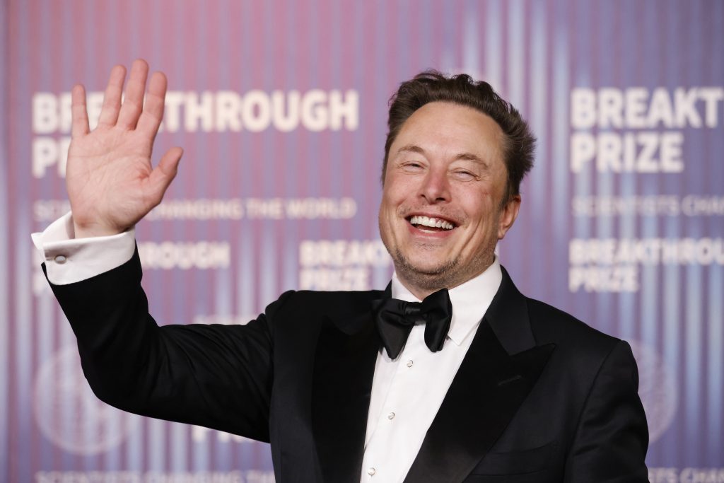 Musk will neue X-Nutzer für Posts bezahlen lassen