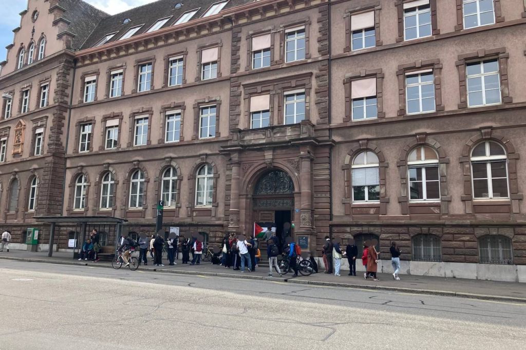 Immobilien Basel-Stadt plant Strafanzeige wegen Uni-Besetzung und beantragt Räumung