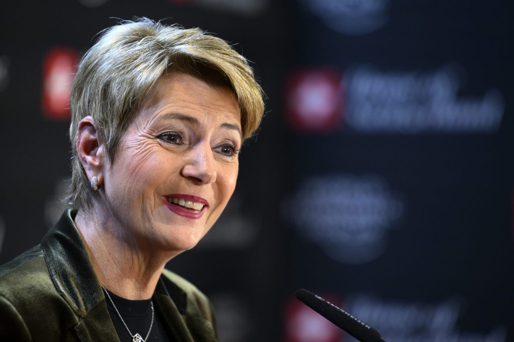 Bundespräsidentin Keller-Sutter steht für gerechten Frieden in der Ukraine ein